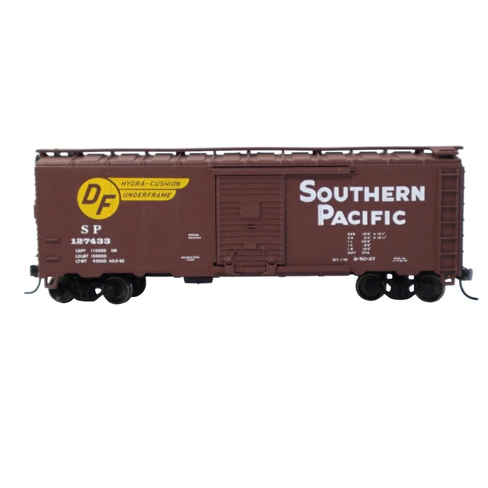 Southern Pacific Hydra-Cushion Boxcar SP 127433 HO Scale Model Train Brown